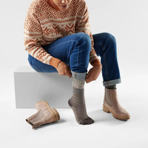Smartwool Women's Everyday Cozy Popcorn Cable Crew Socks